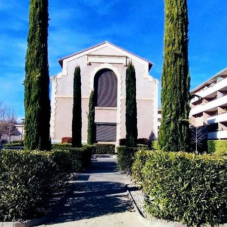 Mambrillo Parking Netflix Disney Prime Avignon Exterior photo
